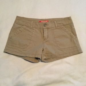 Unionbay shorts, size 9, khaki